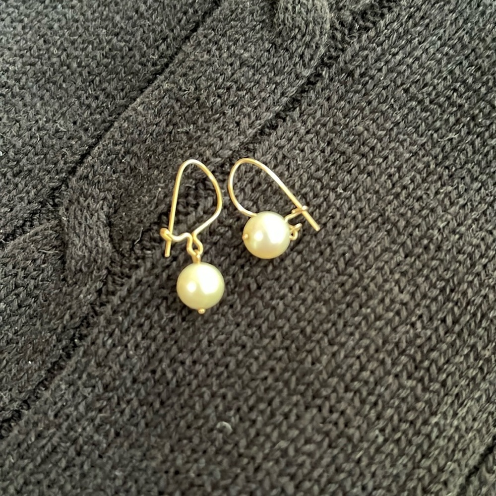 Pearl Like Earrings